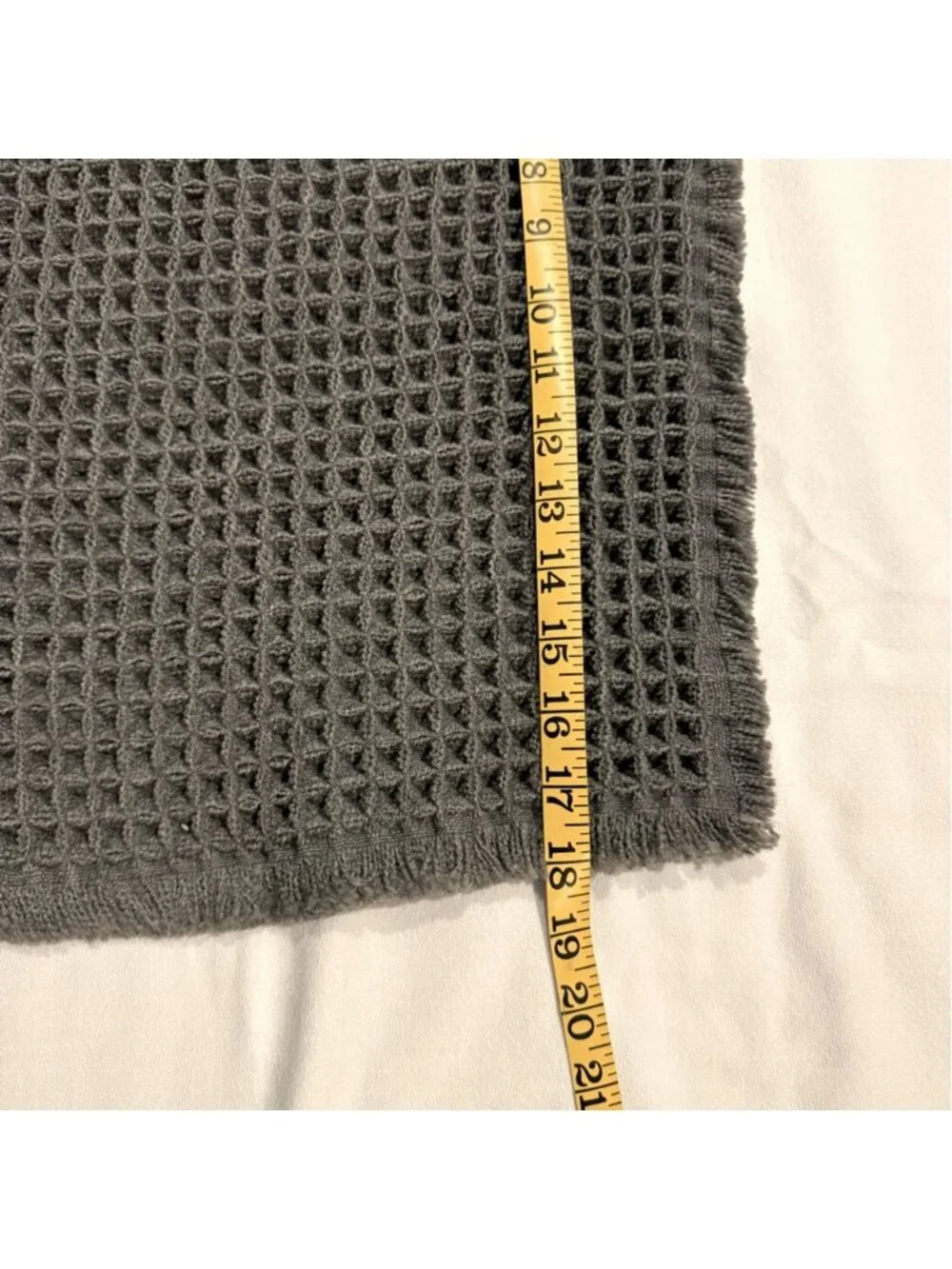 Gray Woven Bath Rugs set 2